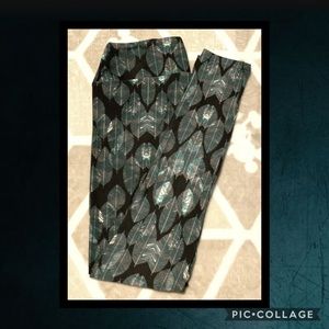 ❤️ 5/$20 Lularoe leggings - OS (one size)